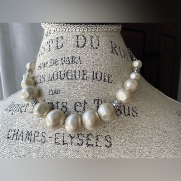 NWT Lia Sophia 17”-22” Pearl Necklace - Picture 11 of 16